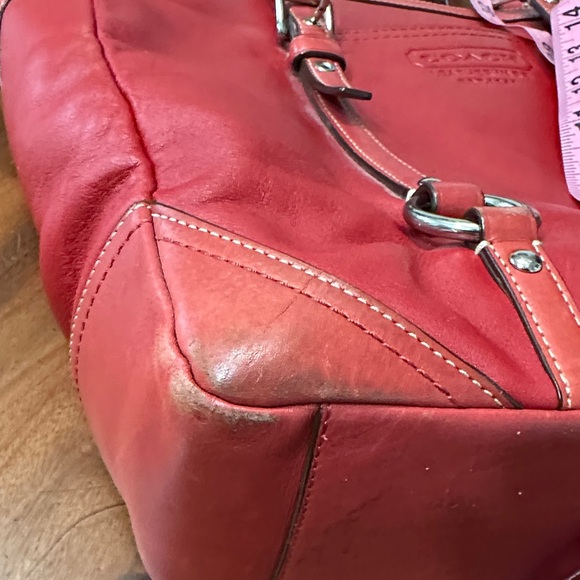 Coach Cherry Red Leather Tote 2010 East/West Gallery - Picture 10 of 16